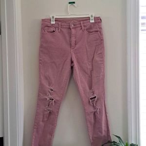 Universal Thread  11" High Rise Disrressed Jeans Size 28/8R